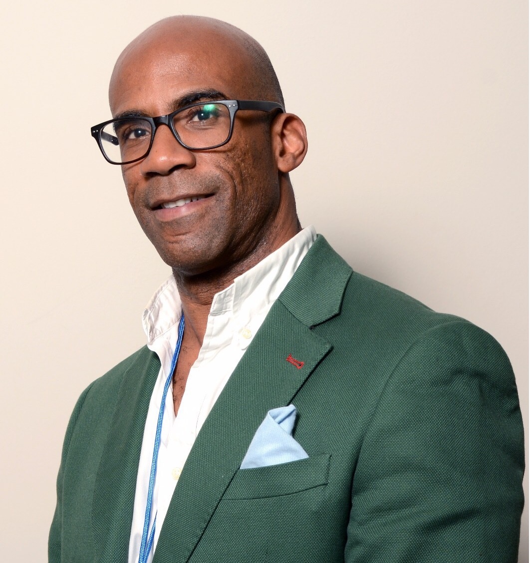 Dr. Mario Fajardo — Director de UltraDissection Group